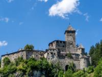 Stattliche Burg Taufers - Sand in Taufers